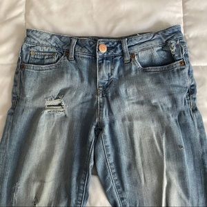light wash “skinny crop” jeans